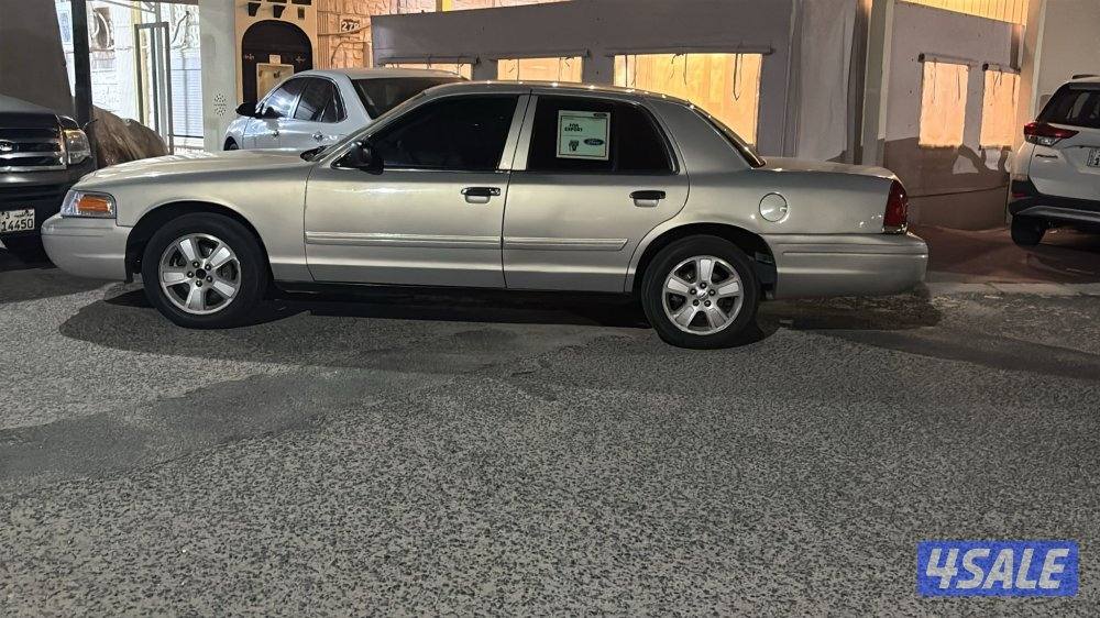 فورد فكتوريا 20100