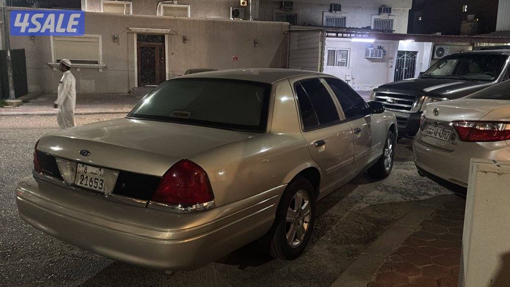 فورد فكتوريا 20101