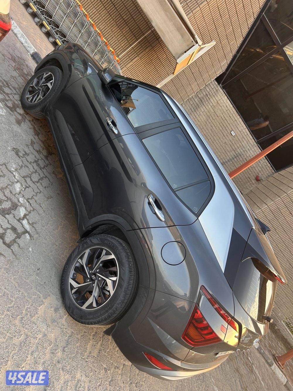 للبيع كريتا موديل 2024 عداد 67 الف بحاله الوكاله مفتاحين الوكاله2