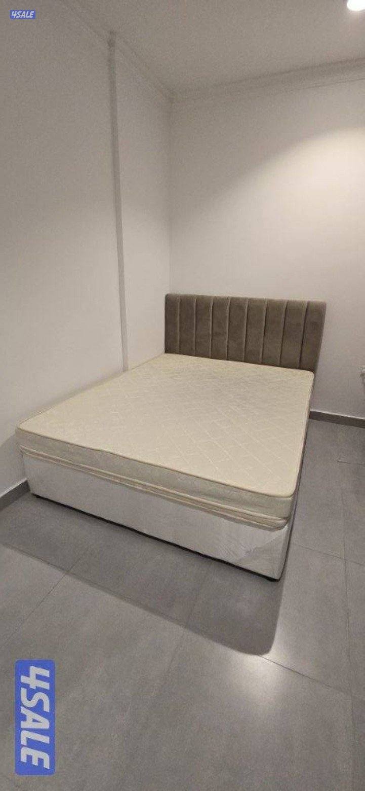 Queen size Bed + Medical Mattress (Only 3 Months Used)0