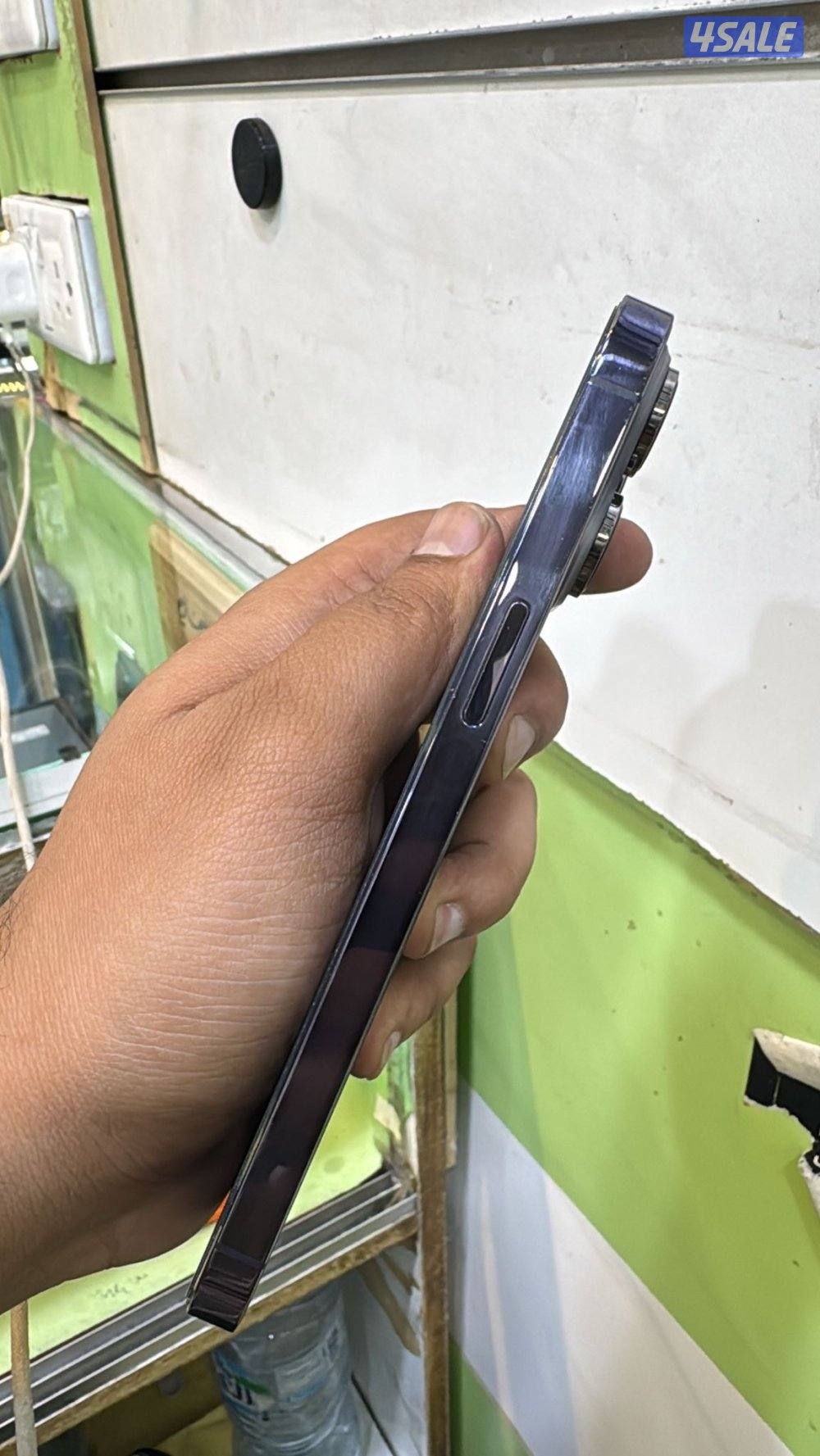 I m selling 14 pro max 512 dual sim without box battery 922