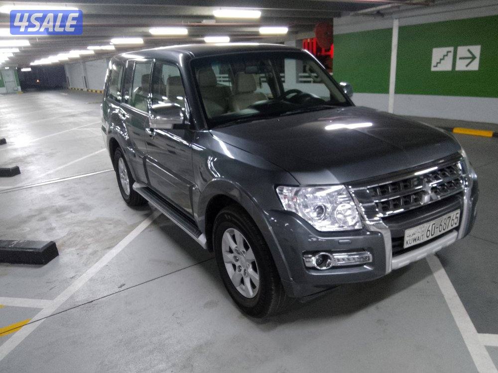 للبيع باجيرو موديل 2020 ممتاز0