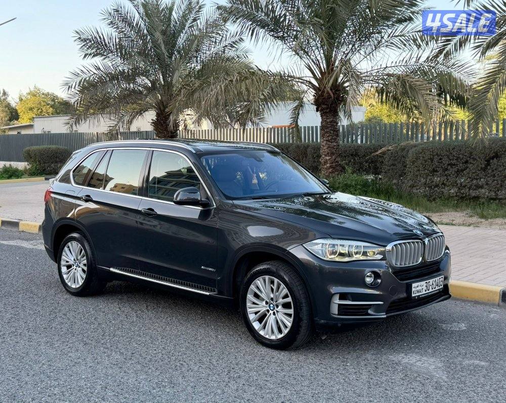 2014 BMW X5 8 cylinder اعلى فئة0