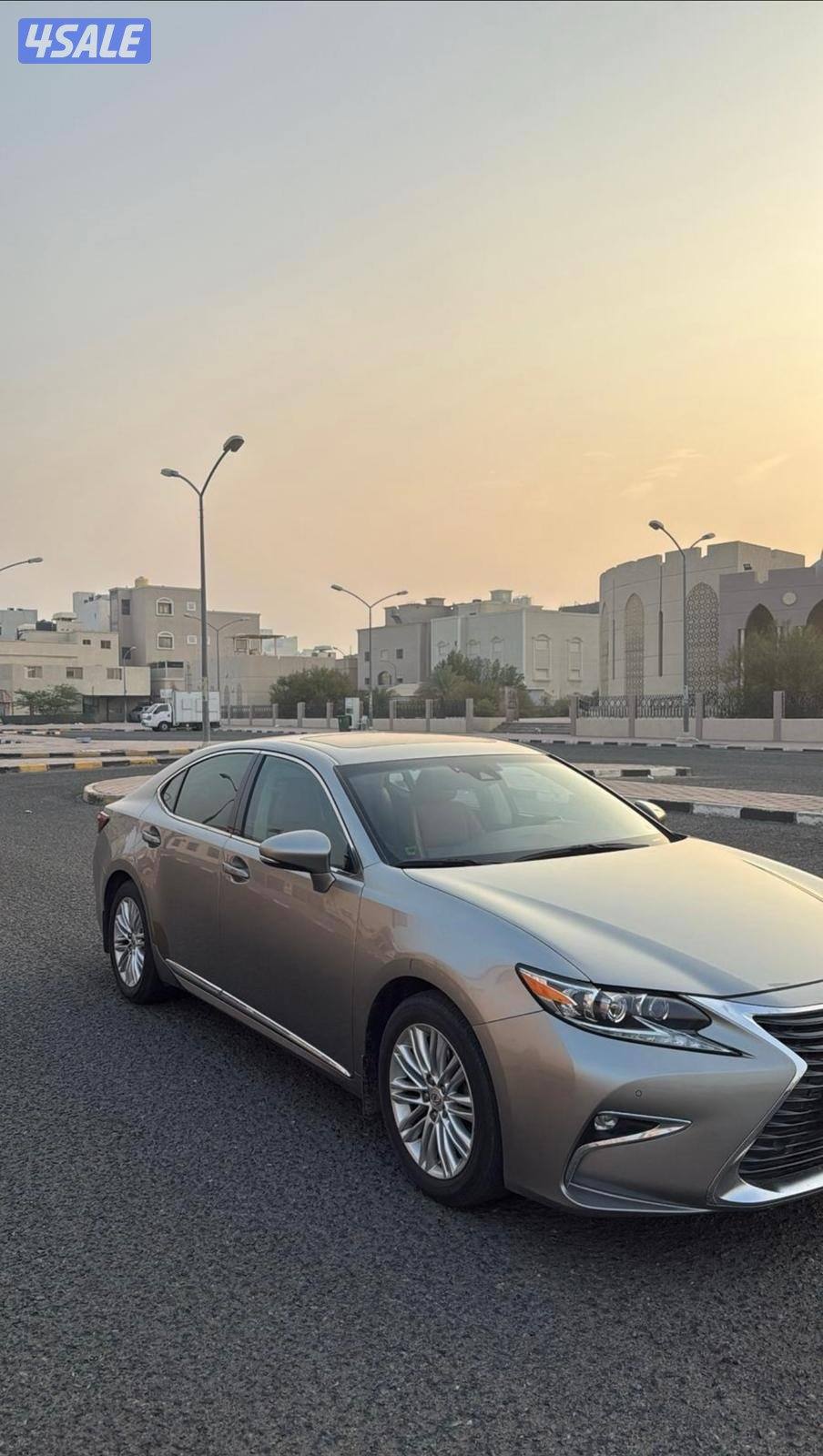 لكزس ES موديل 20160