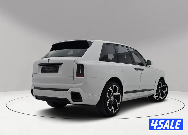 Rolls-Royce Cullinan Black Badge1