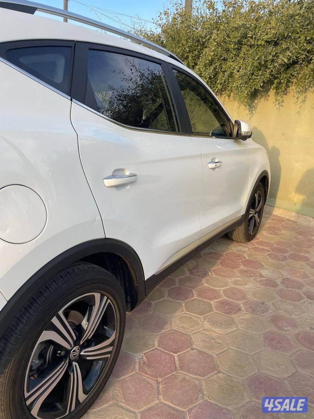 ام جي ماشيه ٤٠ الف موديل ٢٠٢٣ طايحه كفالتها وشرط الفحص1