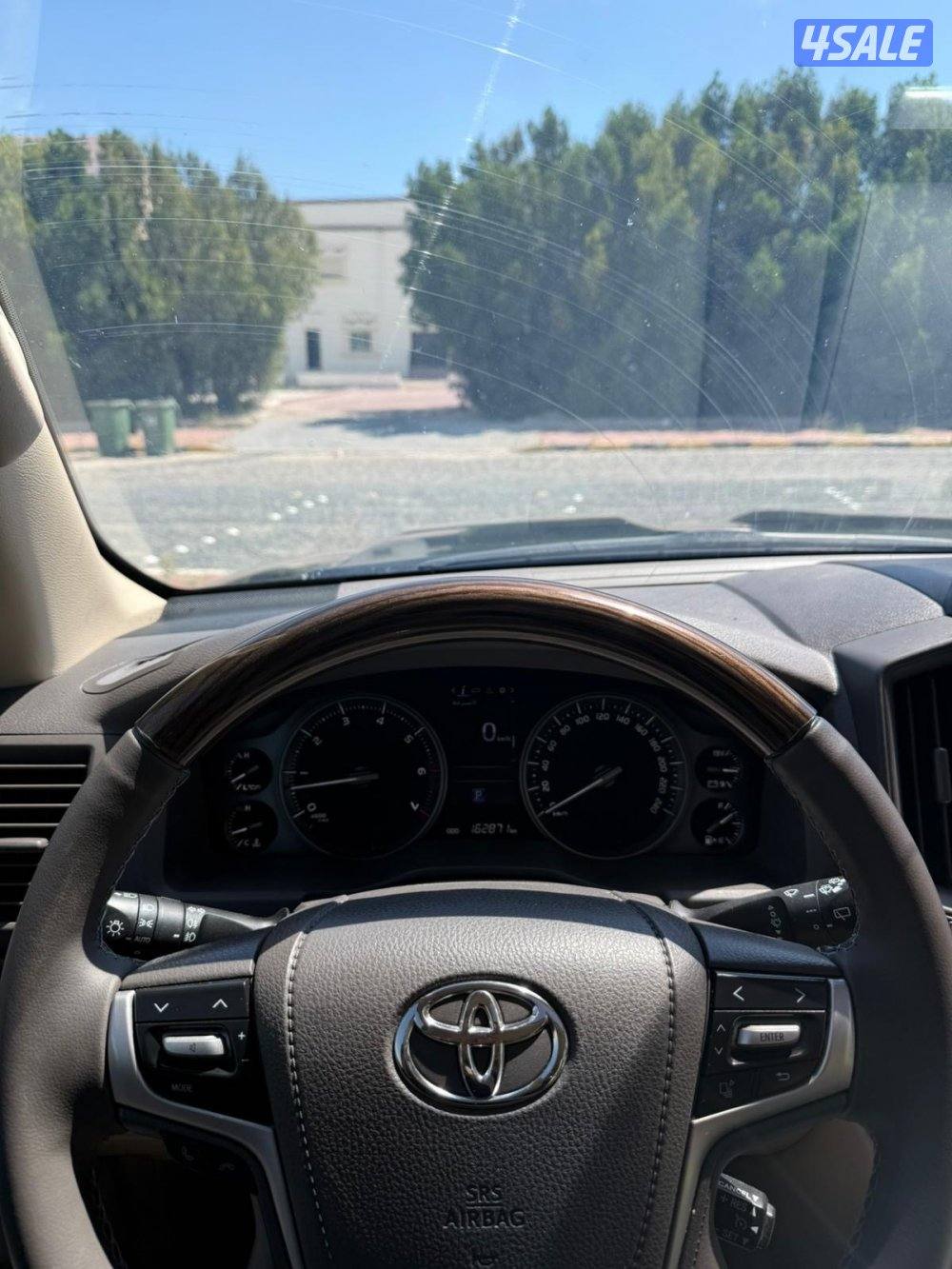 للبيع لاند كروزر تورنق 20198