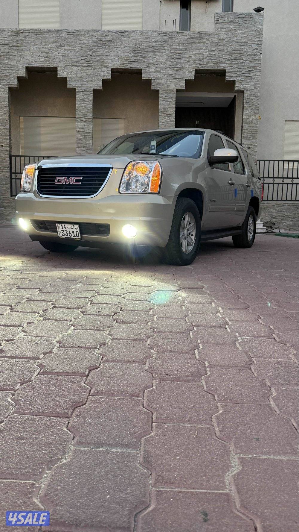 للبيع يوكن موديل 2012 صبغ الوكاله بالكامل شرط الفحص من الدعاميه للدعام0