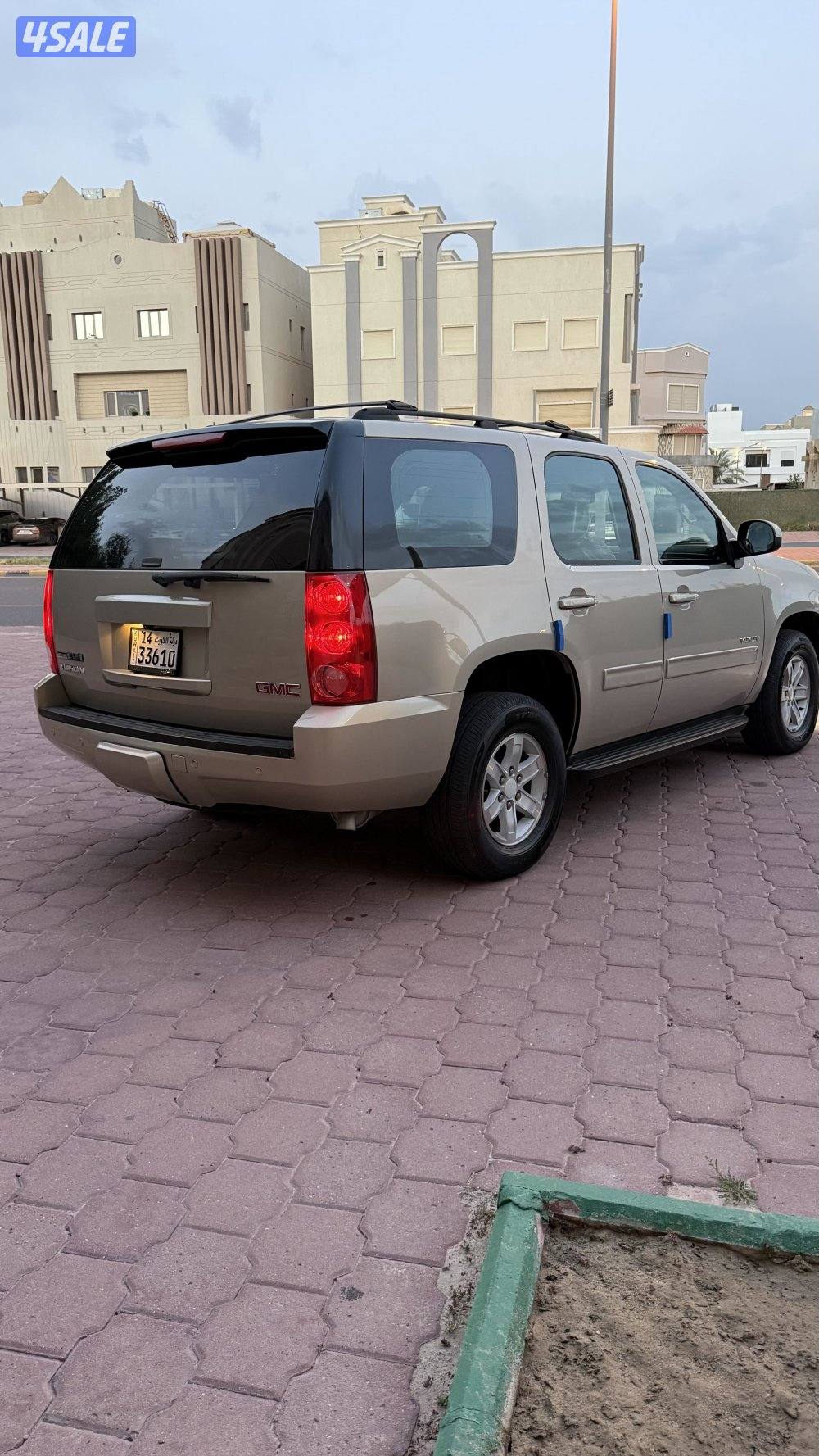 للبيع يوكن موديل 2012 صبغ الوكاله بالكامل شرط الفحص من الدعاميه للدعام7