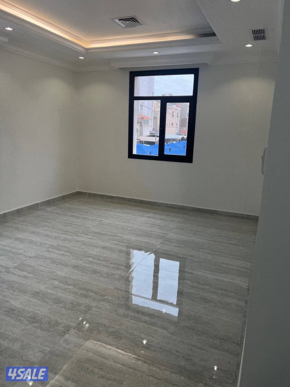 للايجار شقه ارضيه في هديه ودور في الرقه وشقه بالمنقف1