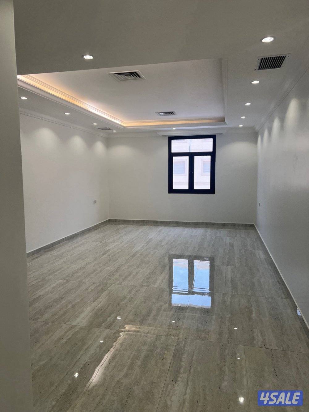 للايجار شقه ارضيه في هديه ودور في الرقه وشقه بالمنقف2