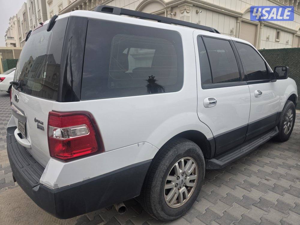 للبيع موديل 2013 ماشي 149الف3