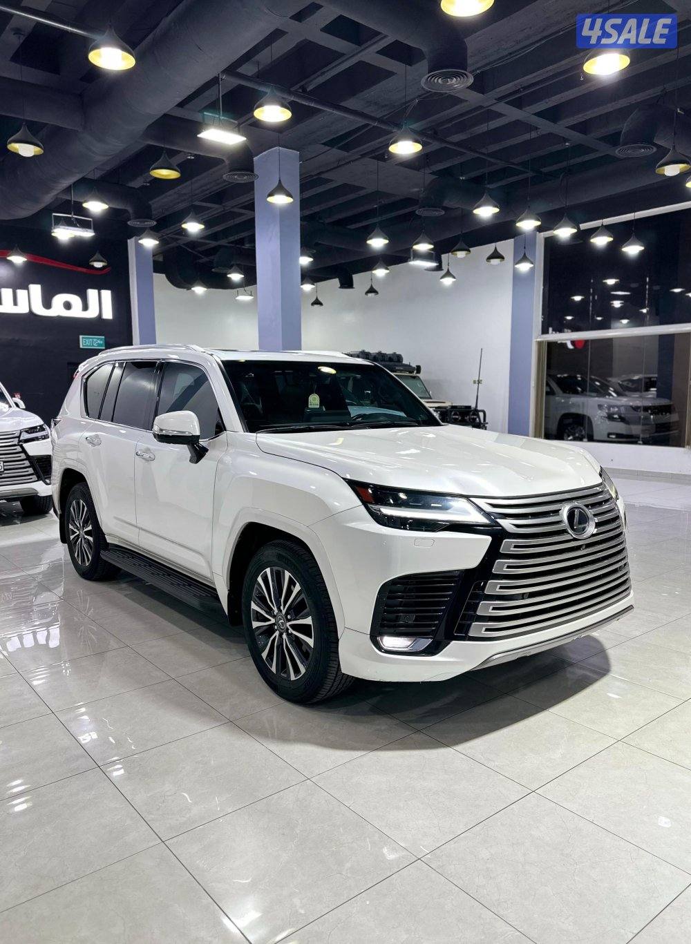 لكزس LX600 الساير موديل 2023 عداد 1011