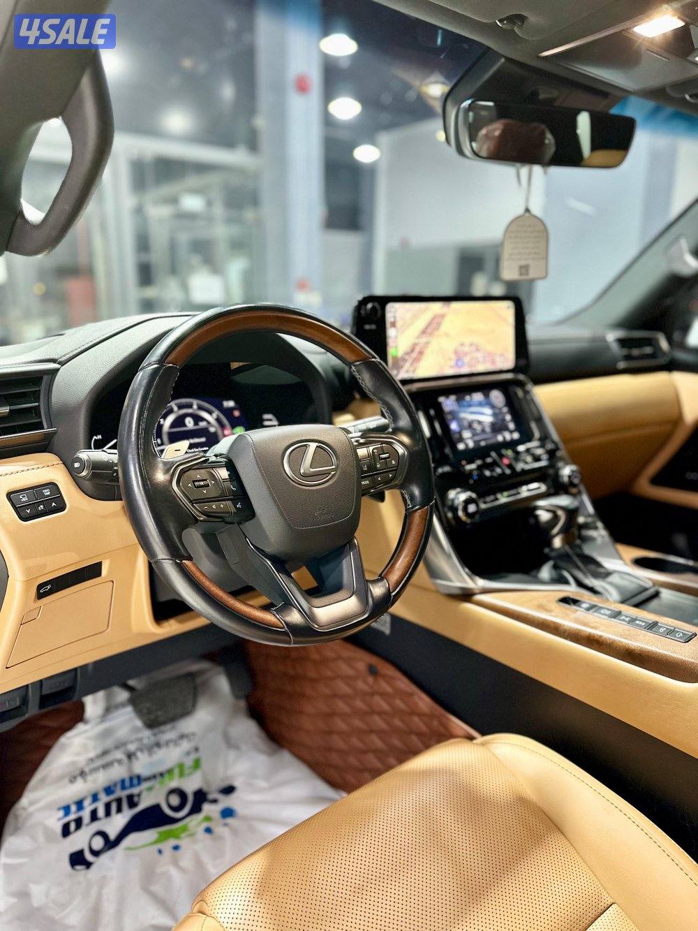 لكزس LX600 الساير موديل 2023 عداد 1019