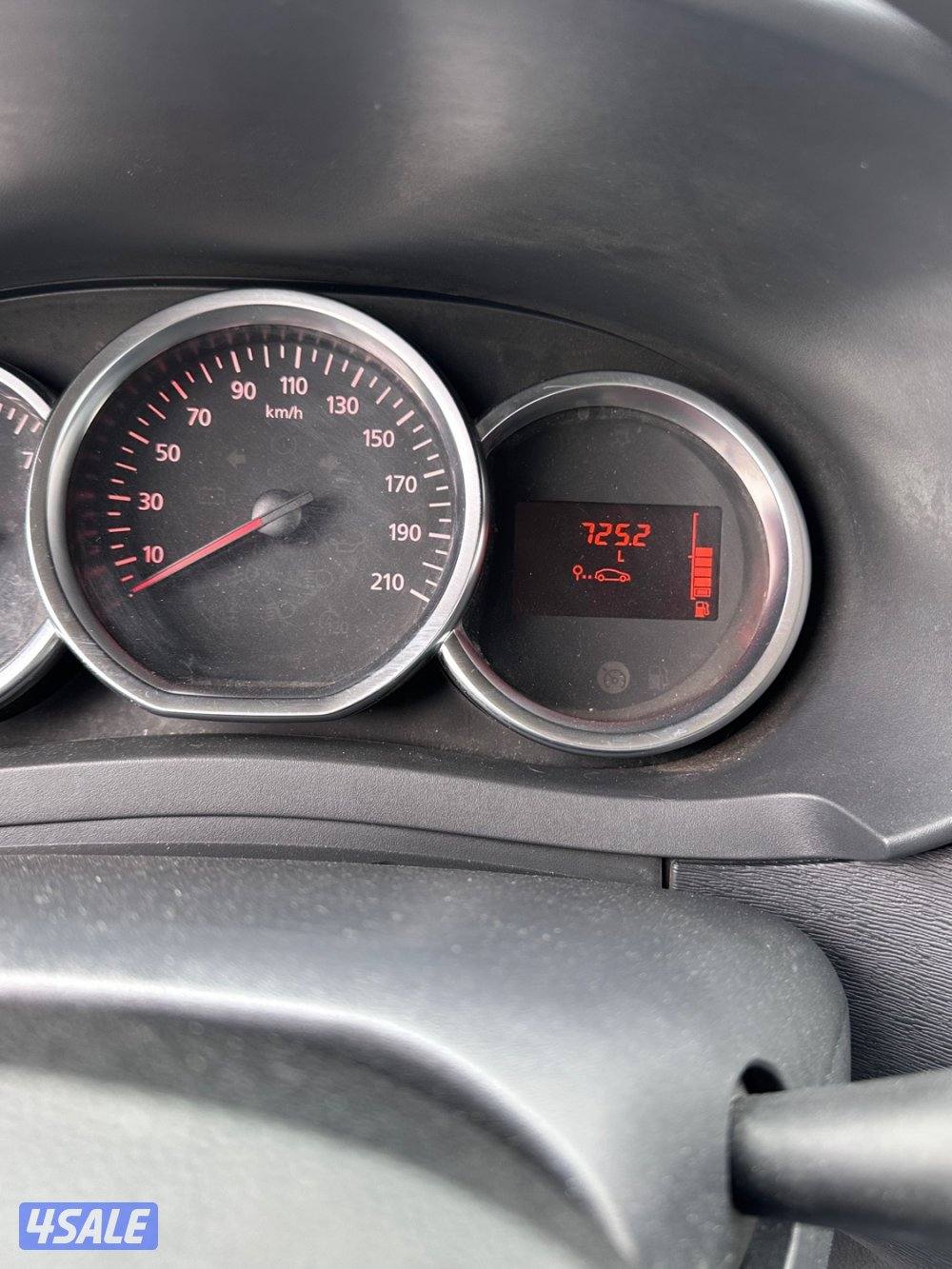 🚘 رينو دوكر 2022 عداد 70 الف8