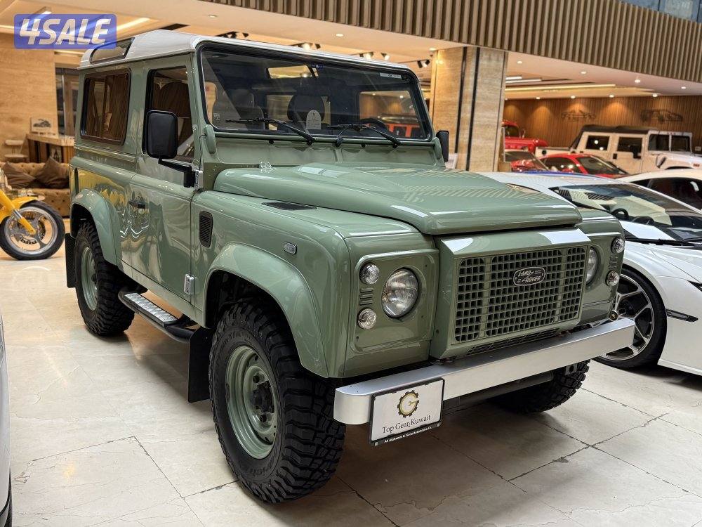 لاندروفر … ديفندر هيرتج 90 … موديل 2016 … بحالة المصنع1