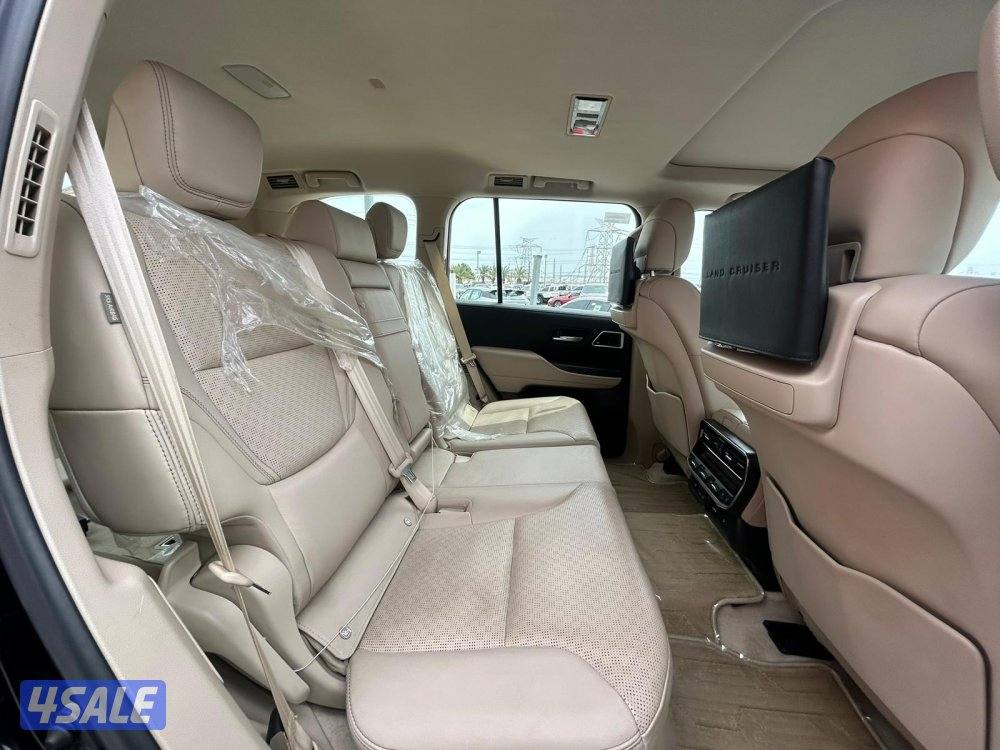 تويوتالاندكروزرVX.R-twin turbo.V6 موديل 2024 ماشى 72.000 k.m4