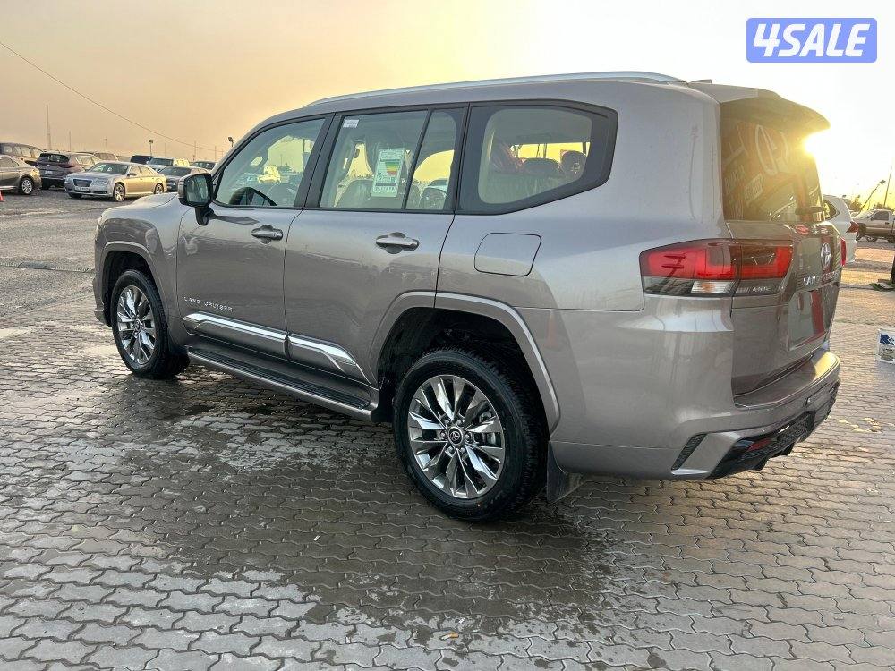 تويوتا لاند كروزر GX.R AEROs-V6
موديل 2026
اصفار 
وارد الساير.فتحه.1