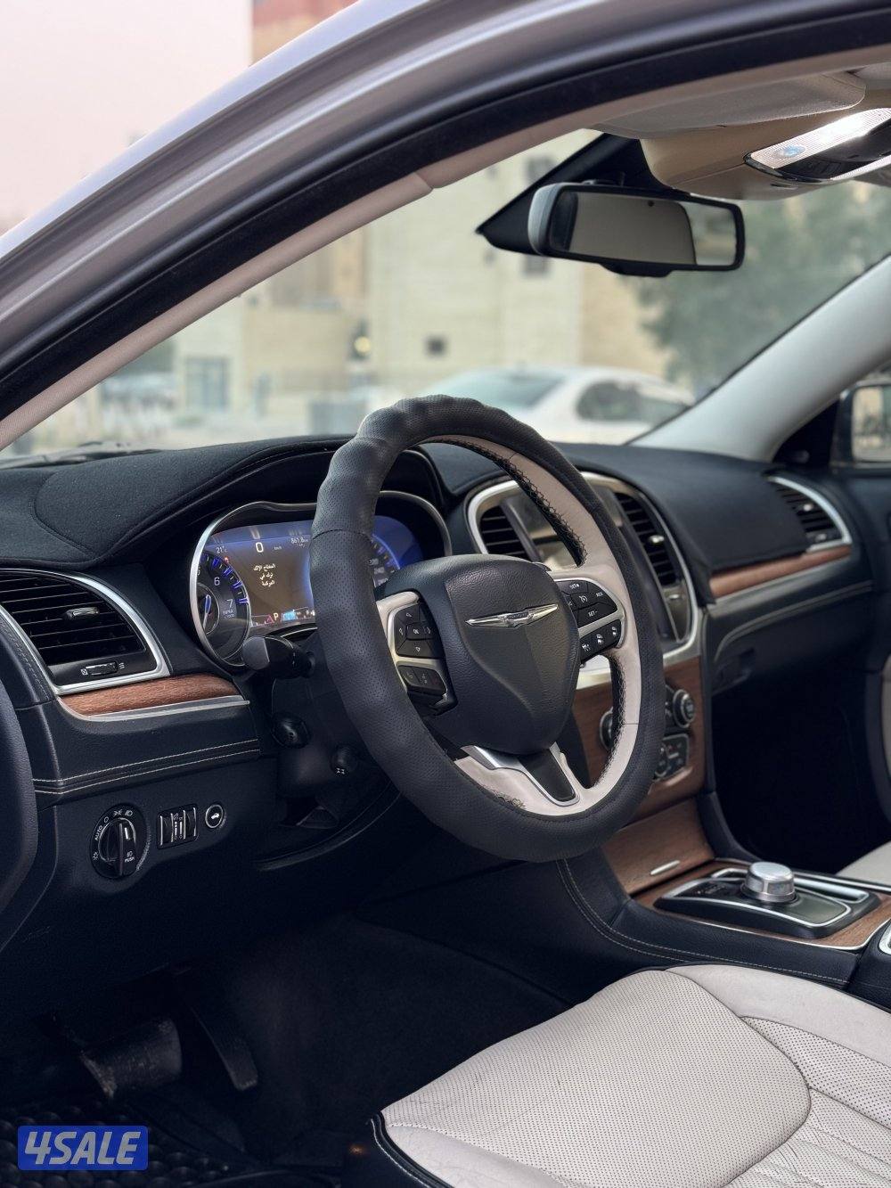 كرايزلر 2016 كامل المواصفات 8V9