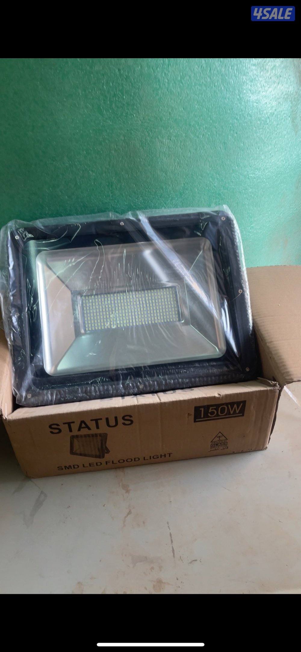 للبيع ليتات وكشافات جملة5