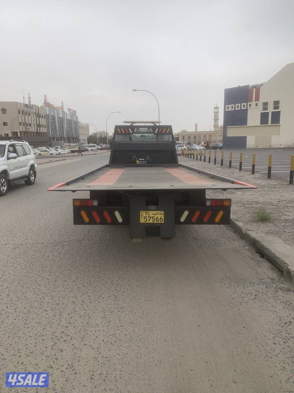 سطحه ميستوبيشيي ٦متر  ٥جكات ٤حركات ٢كنرول5