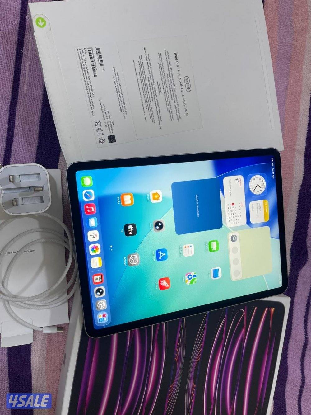 ايباد ابل برو 11 بوصة 128 قيقا m2 بطارية 90 نظيف حيل ما فيه زلوغ و1