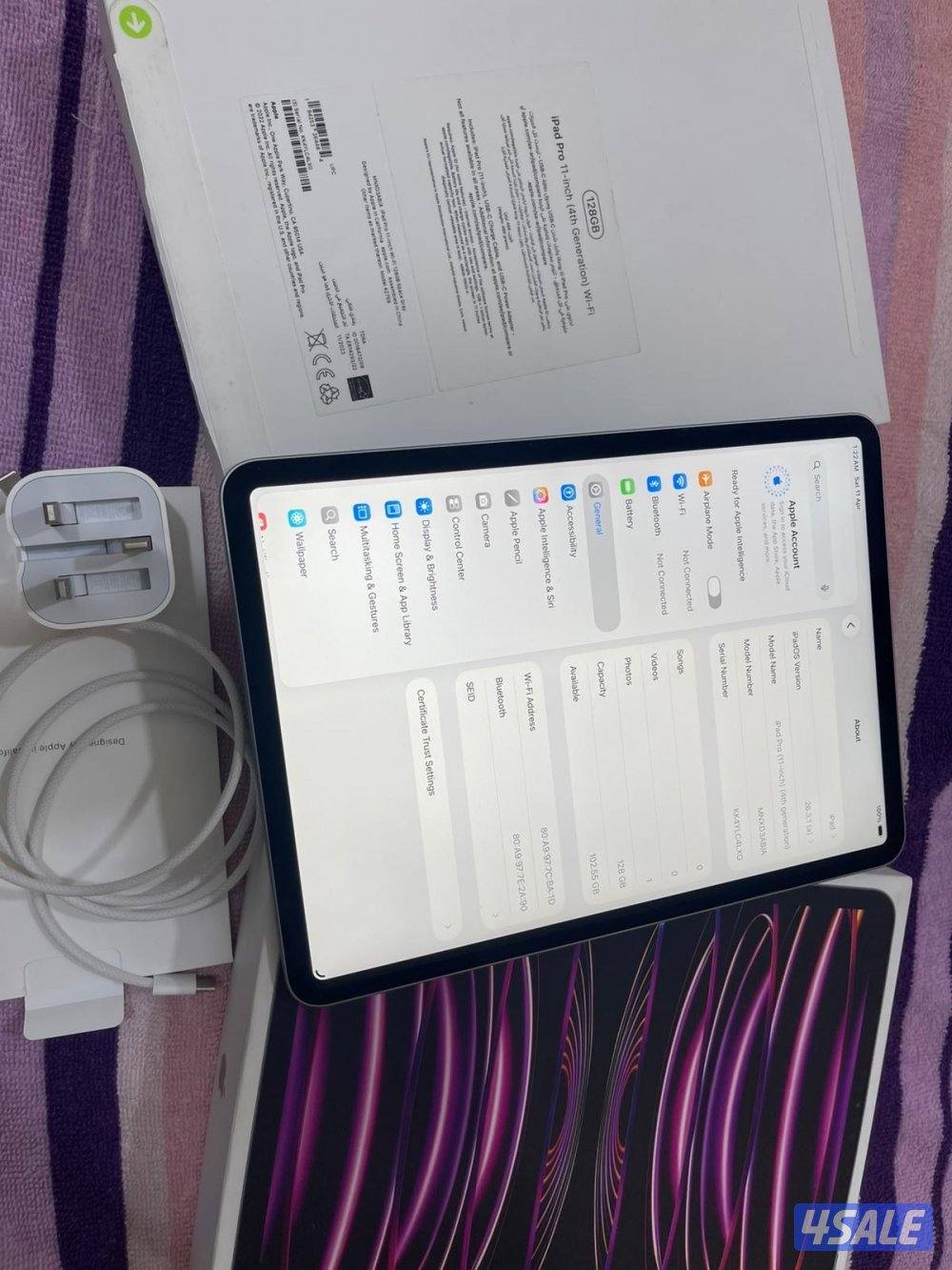 ايباد ابل برو 11 بوصة 128 قيقا m2 بطارية 90 نظيف حيل ما فيه زلوغ و4