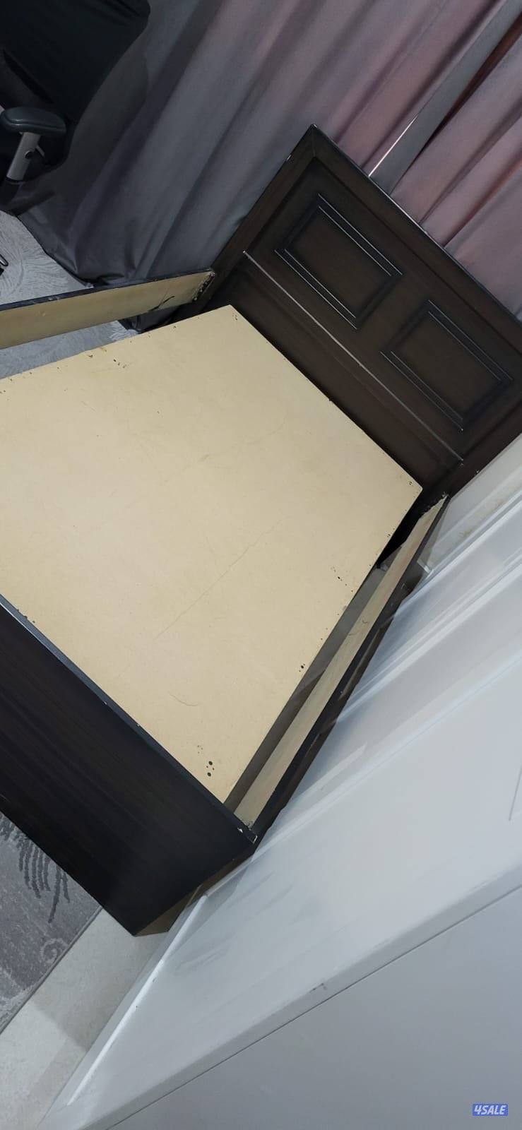 سرير نفر و نص0