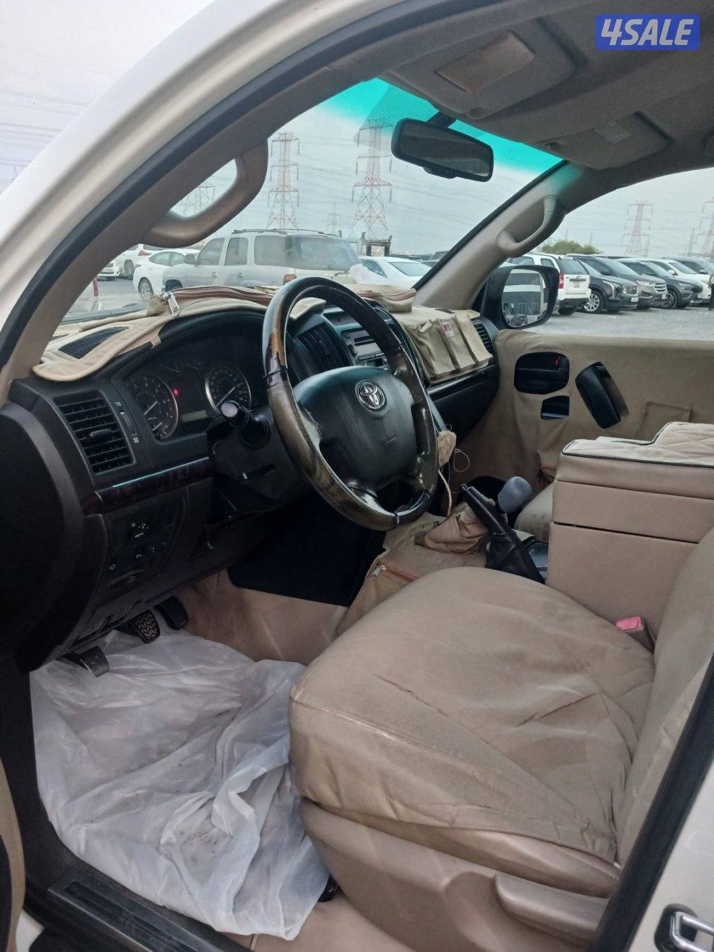 للبيع لاندكروزر قير عادى موديل ٢٠١٠7