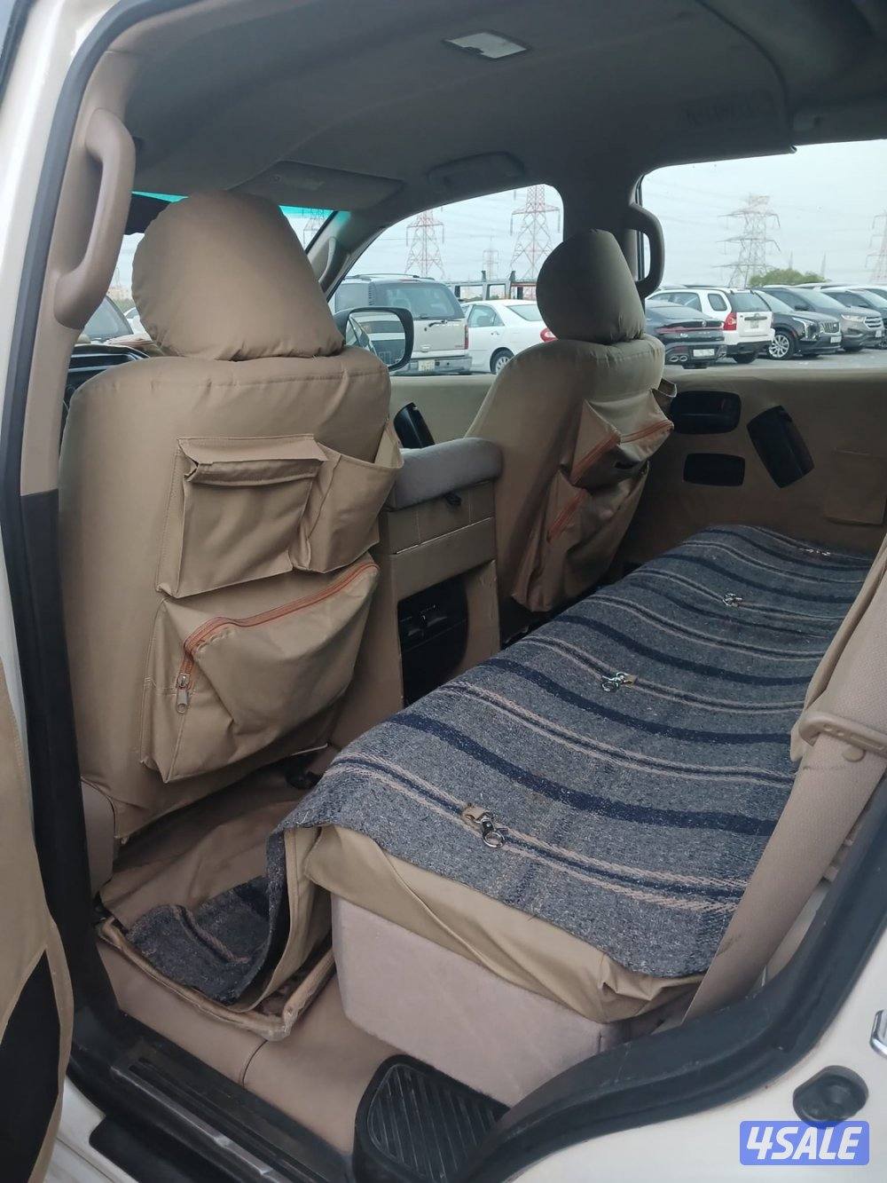 للبيع لاندكروزر قير عادى موديل ٢٠١٠9