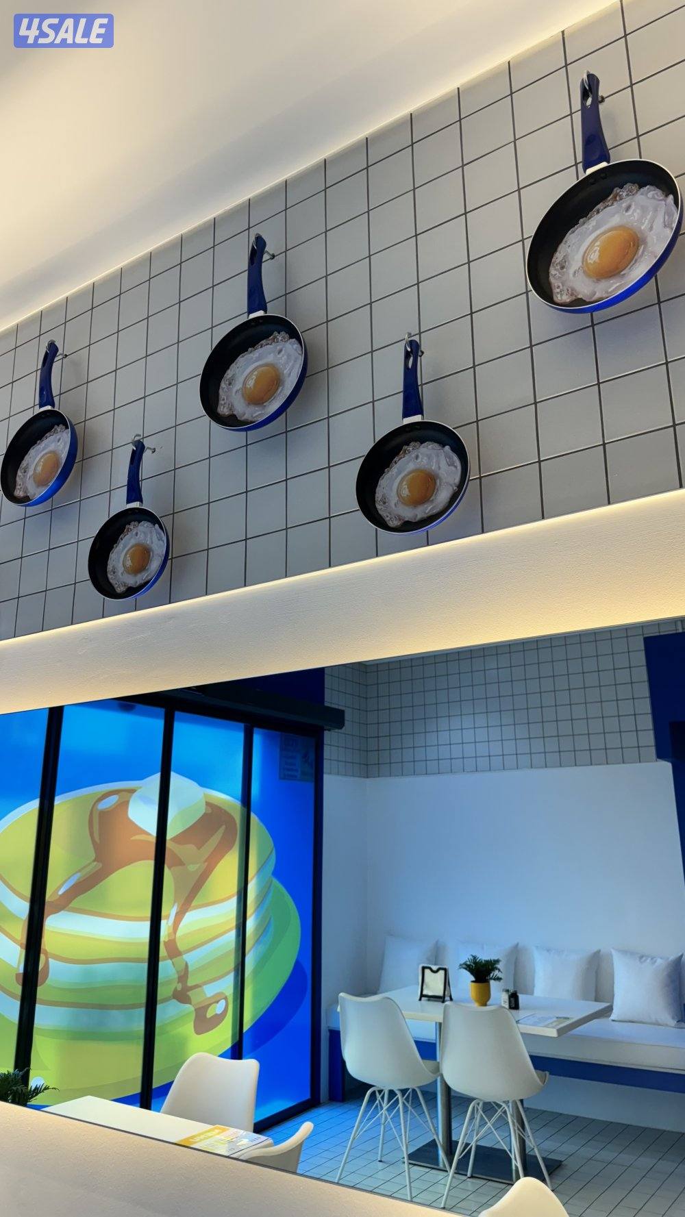 مطعم خلو مجهز بجميع الاجهزة الجديدة و الديكورات الجديدة0