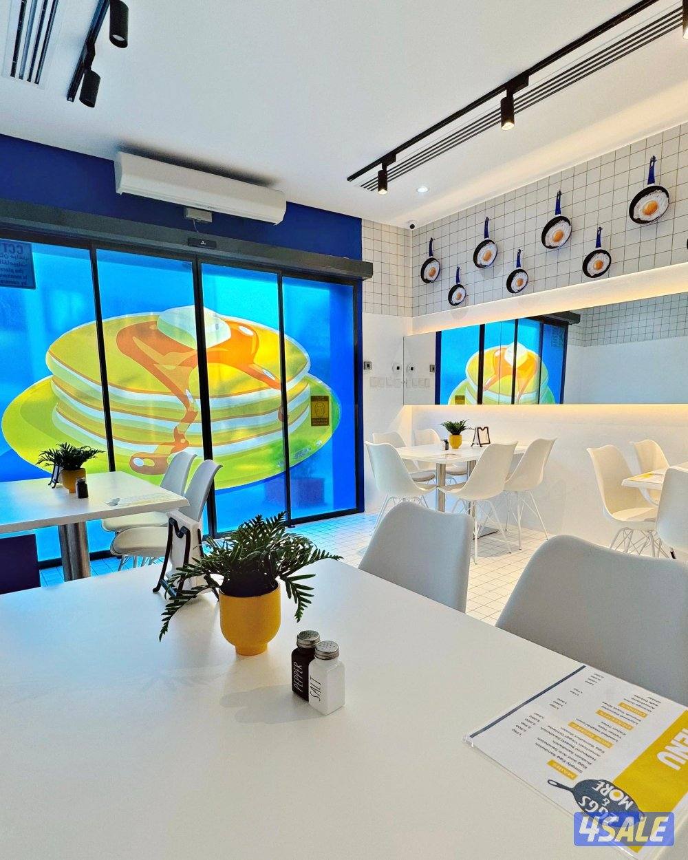 مطعم خلو مجهز بجميع الاجهزة الجديدة و الديكورات الجديدة4