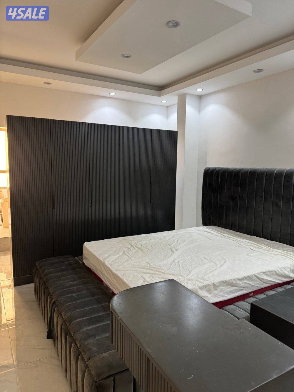 للبيع غرفة نوم كامله الحاله جيده2