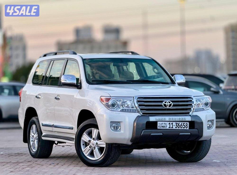 لاند كروزر الساير 20140