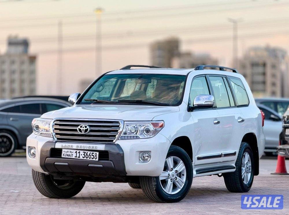 لاند كروزر الساير 20141