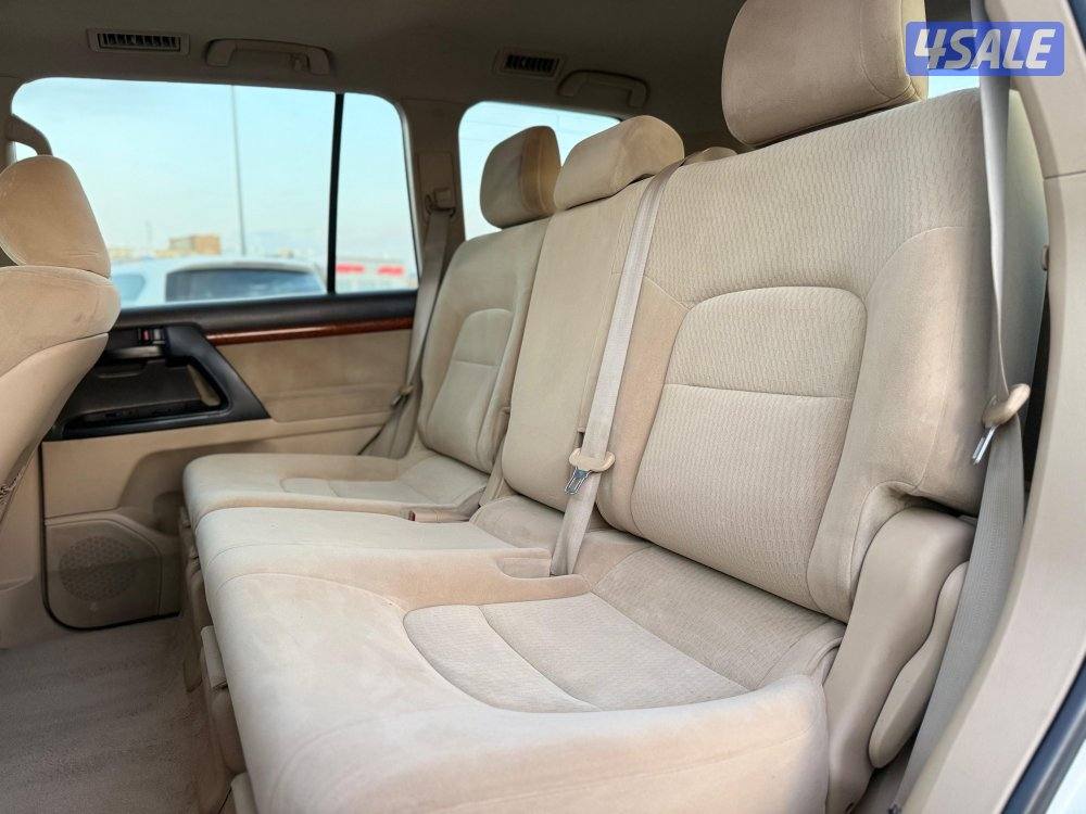 لاند كروزر الساير 20146