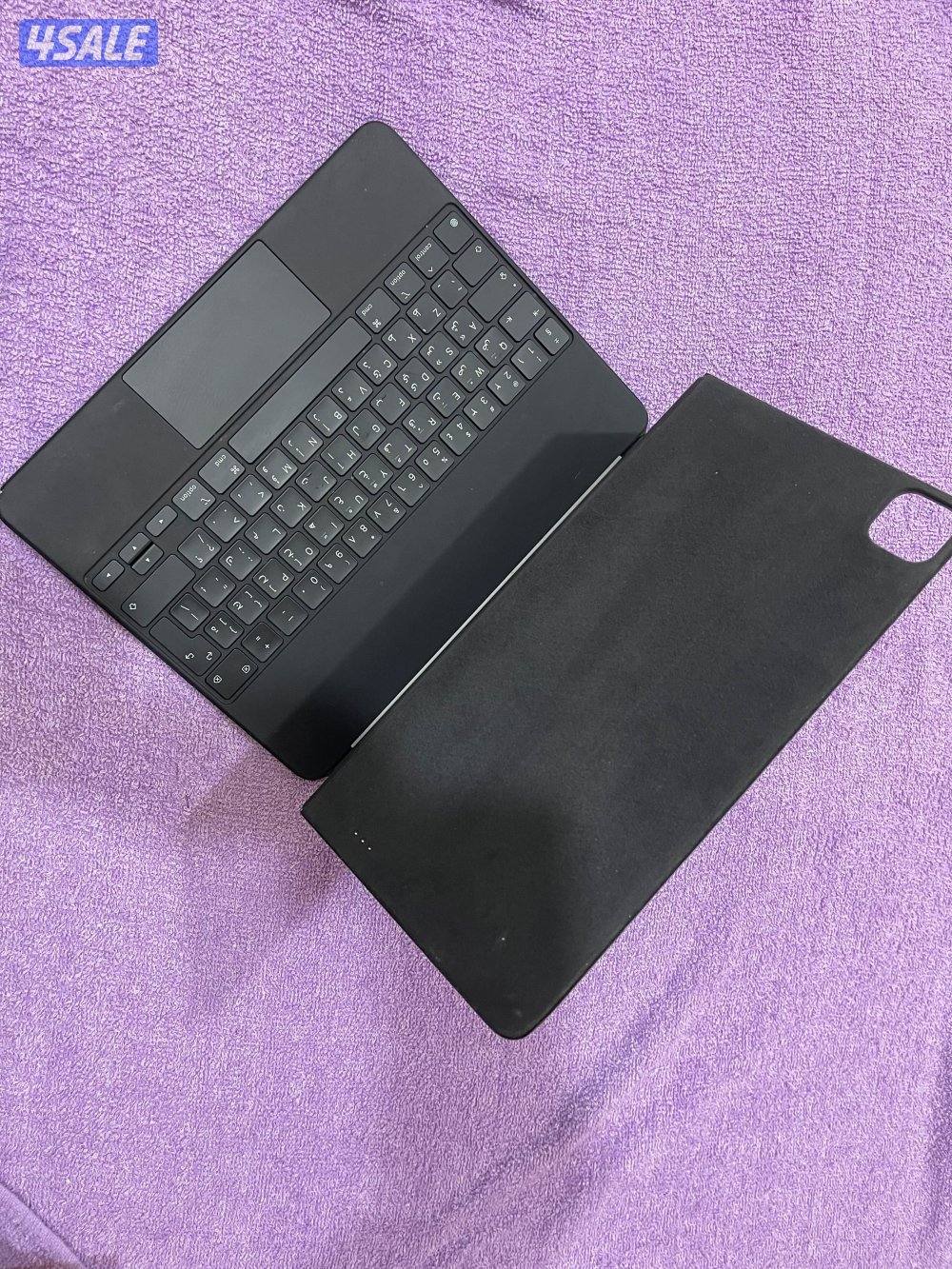 للبيع كيبورد ابل ماجيك الاصلي حجم 12.9 انش نظيف وشغال تمام4