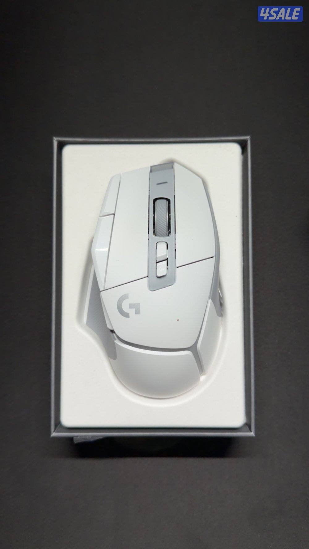 Logitech g502 X Plus wireless mouse - white color2