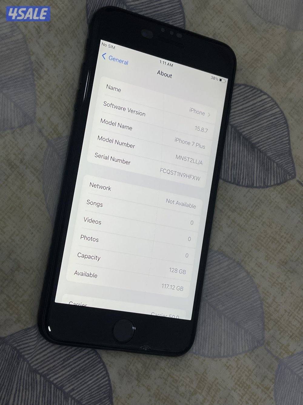 ايفون 7 بلس اسود 128 جيجابايت بطارية 100 نظيف وشغال تمام مع الكفر4