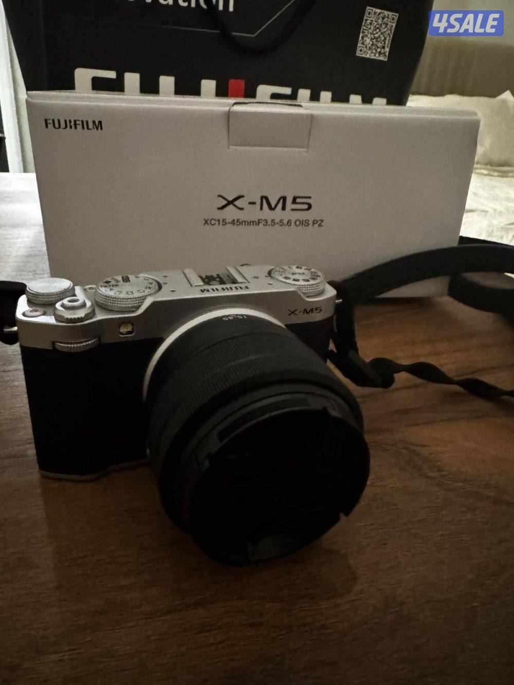 FUJIFILM X-M53