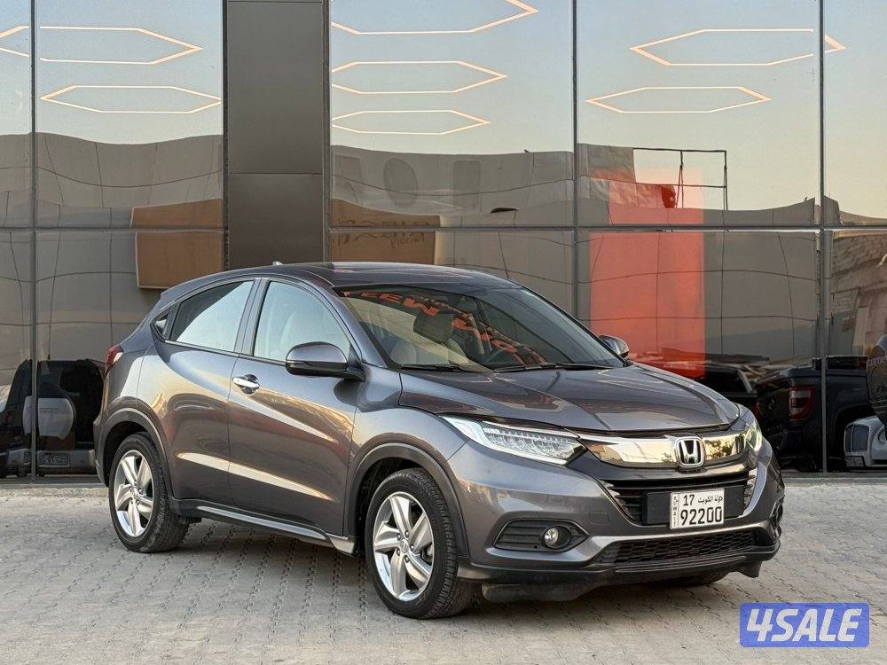 HONDA HR-V _2020 عداد 30 الف فقط0