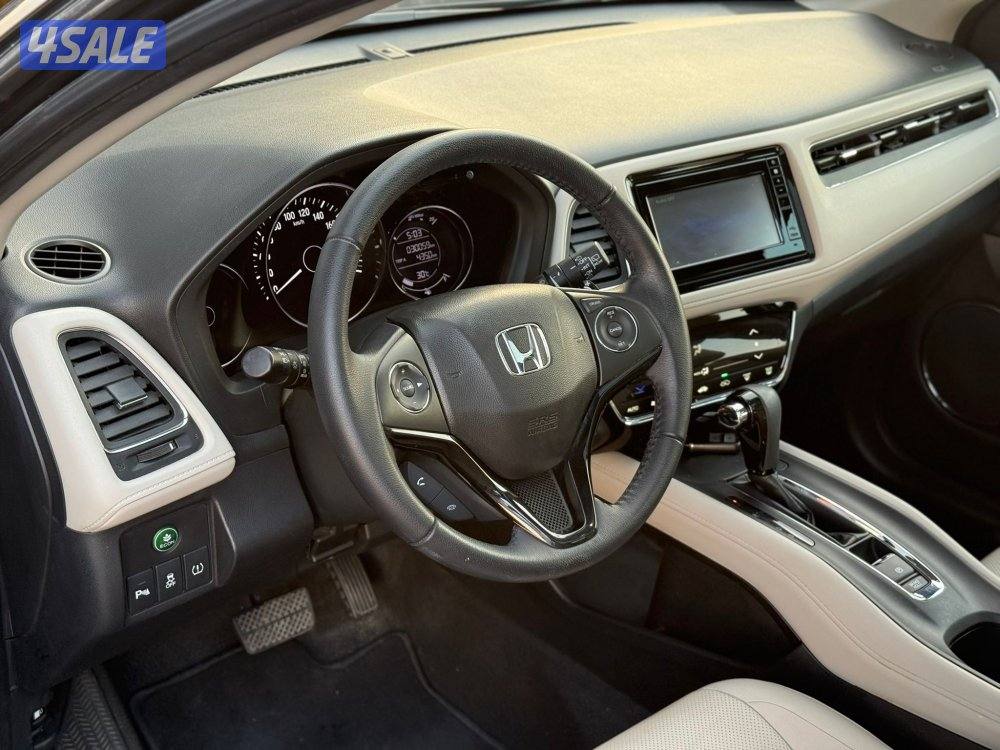 HONDA HR-V _2020 عداد 30 الف فقط6