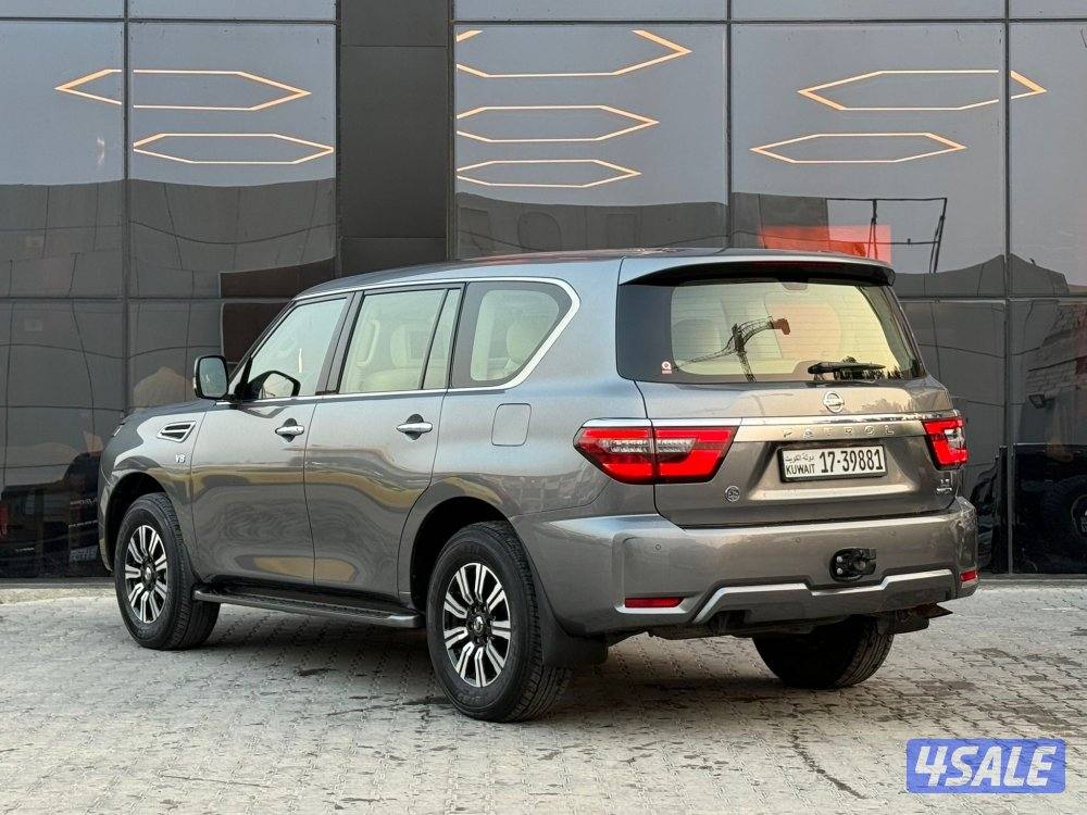 NISSAN PATROL LE400 V8 _2020 صبغ الوكالة4