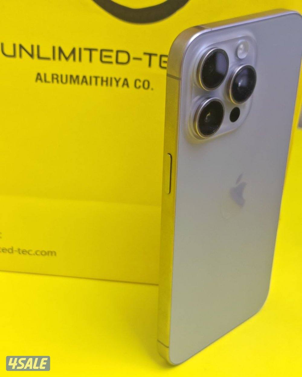 ايفون 15 برو ماكس 512 جيجا تيتانيوم طبيعي بطارية 83% iPhone 15 Pro Max3
