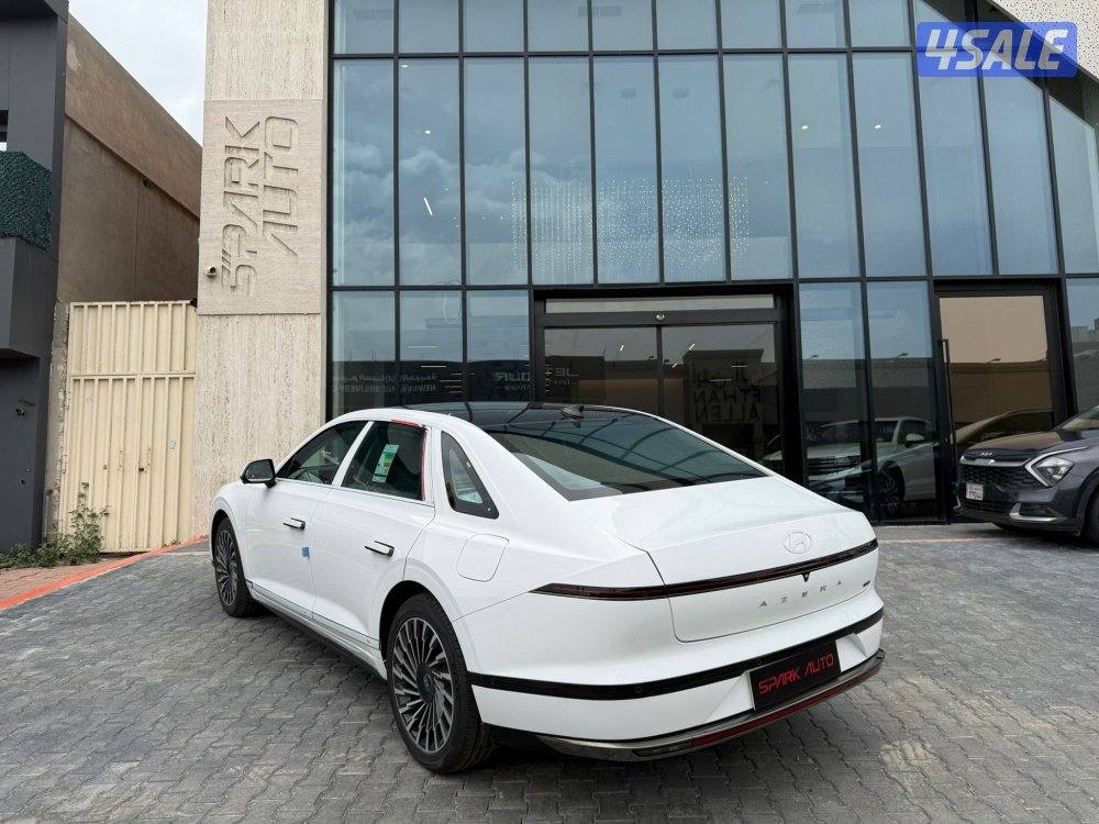 Hyundai Azera Calligraphy8