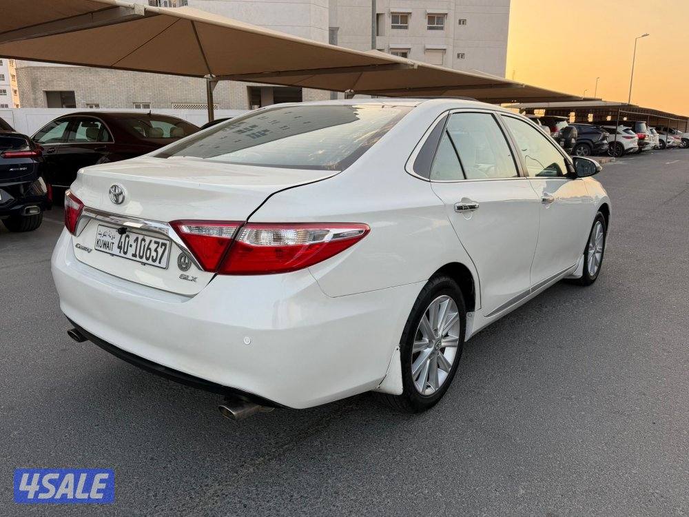 للبيع كامري 2017اعلي درجه قمه بالنظافه4