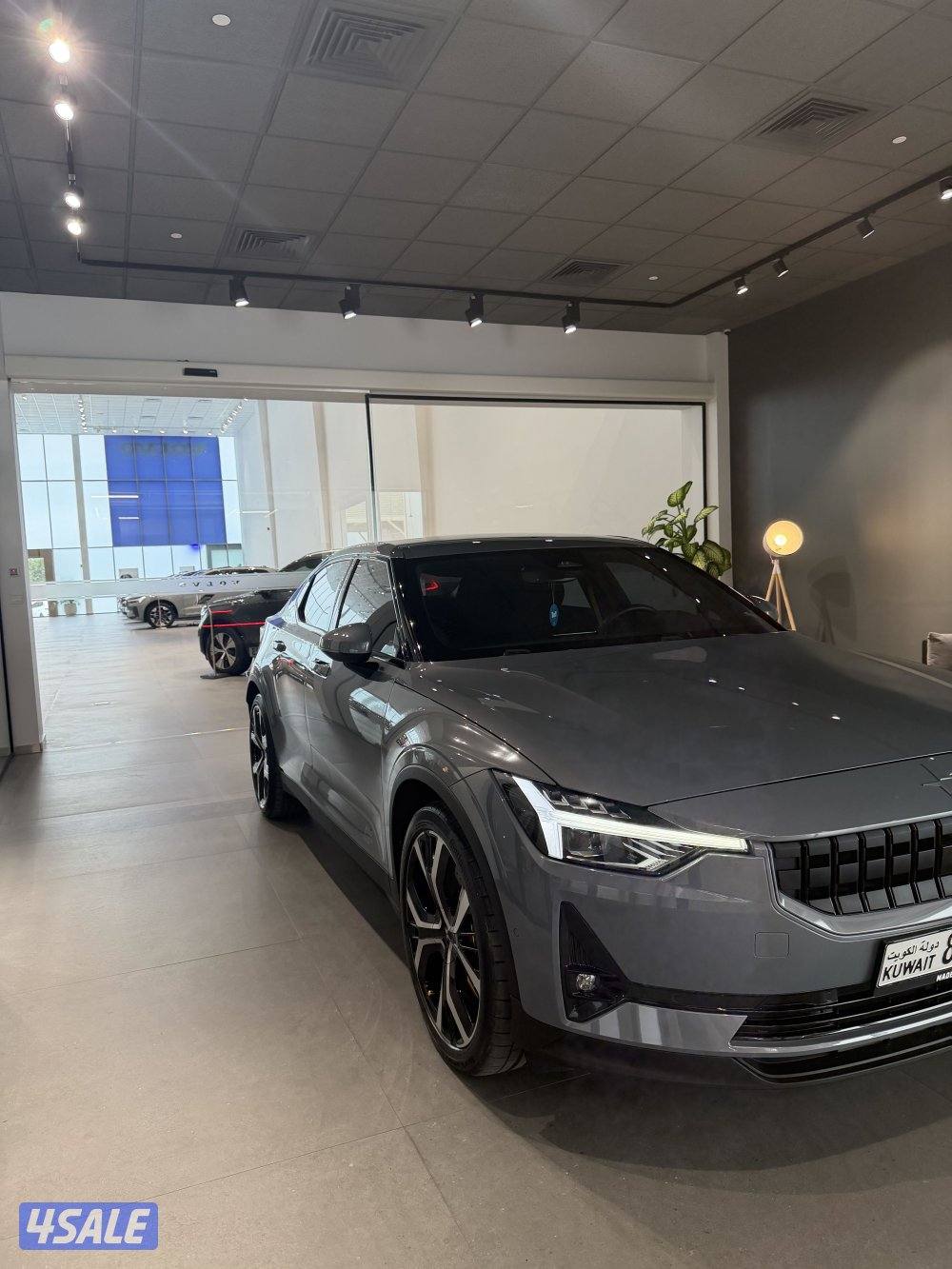 Polestar showroom0