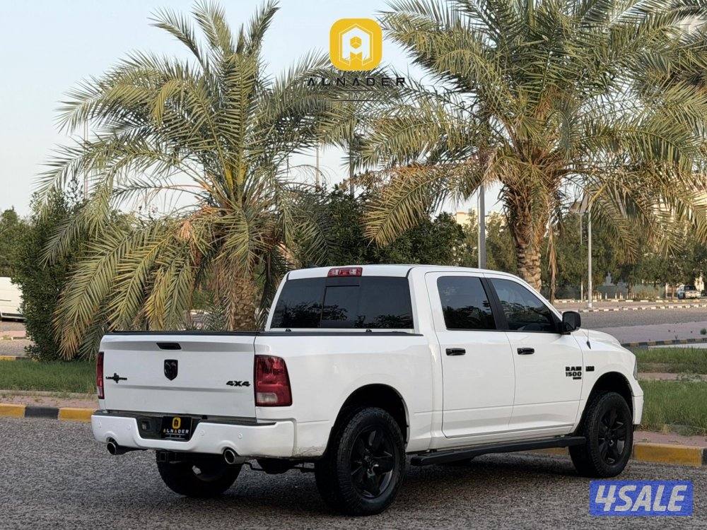 للبيع رام RAM 1500 4x4 موديل 2019 وارد الملا3
