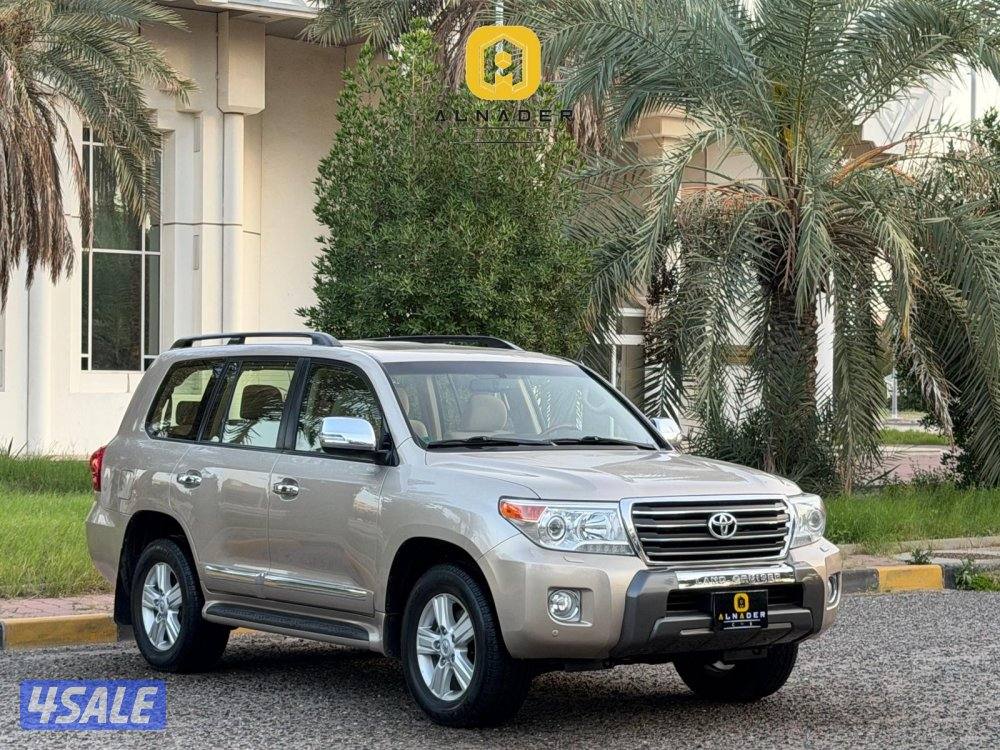 لاند كروزر GX_R V8 موديل 2015 وارد الساير2