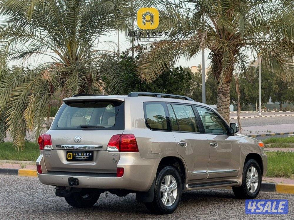 لاند كروزر GX_R V8 موديل 2015 وارد الساير3